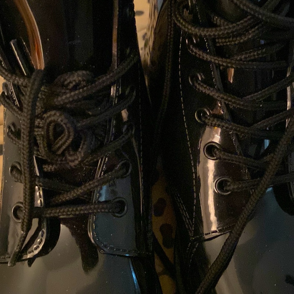 Micheal Kors boots
